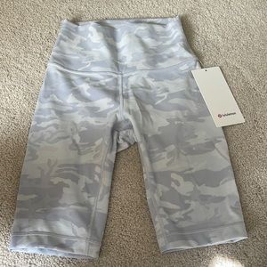 Lululemon Wunder Under Biker Short 10”